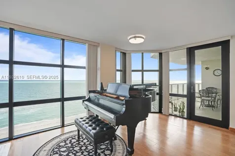 6423 Collins Avenue Miami Beach FL 33141