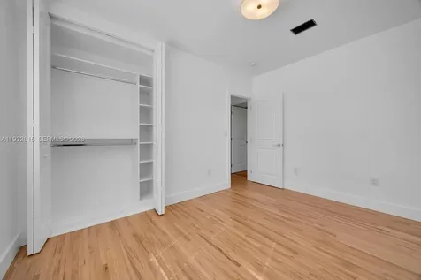3551 NW 20th Street Miami FL 33142
