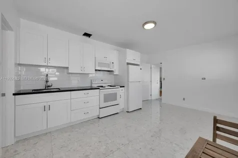 3551 NW 20th Street Miami FL 33142