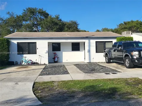 722 SW 8th Street Hallandale Beach FL 33009