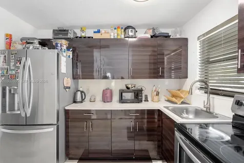 722 SW 8th Street Hallandale Beach FL 33009
