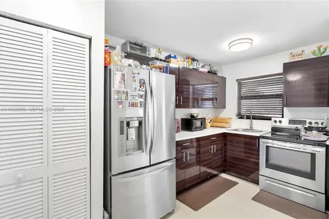 722 SW 8th Street Hallandale Beach FL 33009
