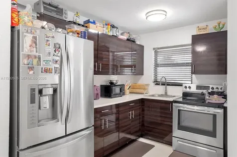 722 SW 8th Street Hallandale Beach FL 33009