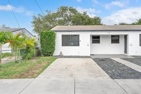 722 SW 8th Street Hallandale Beach FL 33009