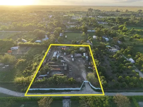 15400 SW 207th Avenue Miami FL 33187