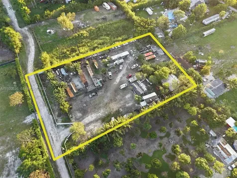15400 SW 207th Avenue Miami FL 33187