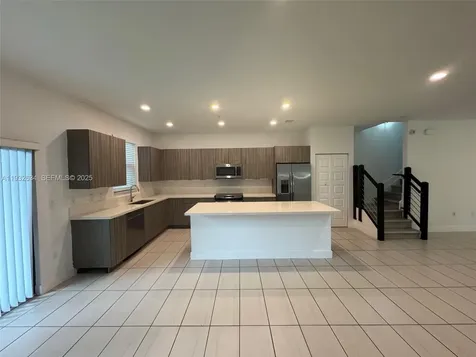 10461 NW 82nd Street Doral FL 33178