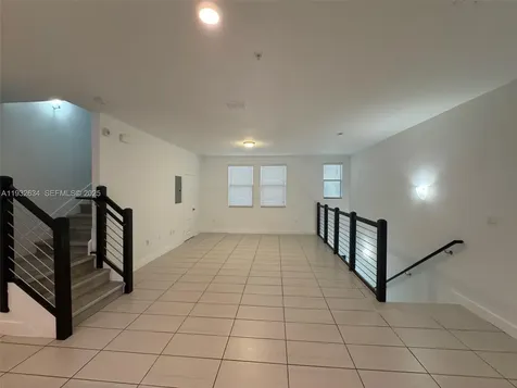 10461 NW 82nd Street Doral FL 33178