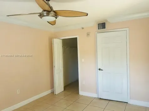 20950 SW 87th Avenue Cutler Bay FL 33189