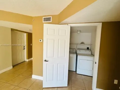 20950 SW 87th Avenue Cutler Bay FL 33189