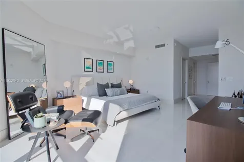 17111 Biscayne Boulevard North Miami Beach FL 33160