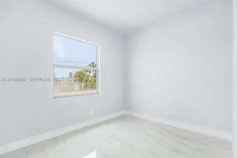 748 748 Chestnut Street E Lehigh Acres FL 33974
