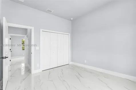 748 748 Chestnut Street E Lehigh Acres FL 33974