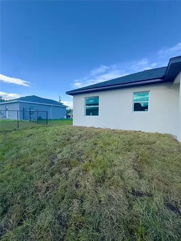 748 748 Chestnut Street E Lehigh Acres FL 33974