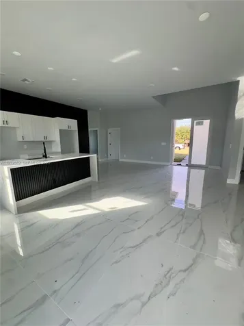 748 748 Chestnut Street E Lehigh Acres FL 33974