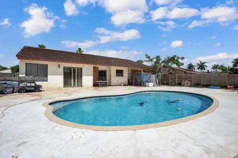 10290 SW 145th Place Miami FL 33186