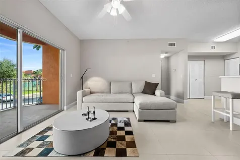 6968 SW 39th Street Davie FL 33314