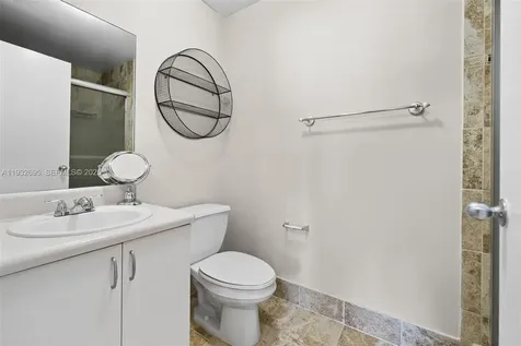 6968 SW 39th Street Davie FL 33314