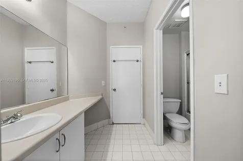 6968 SW 39th Street Davie FL 33314