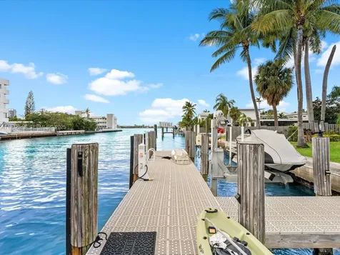 1000 S Shore Drive Miami Beach FL 33141
