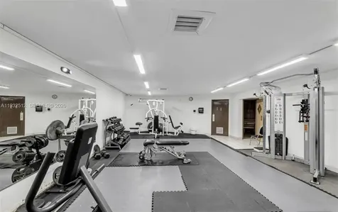 103 Royal Park Drive Oakland Park FL 33309