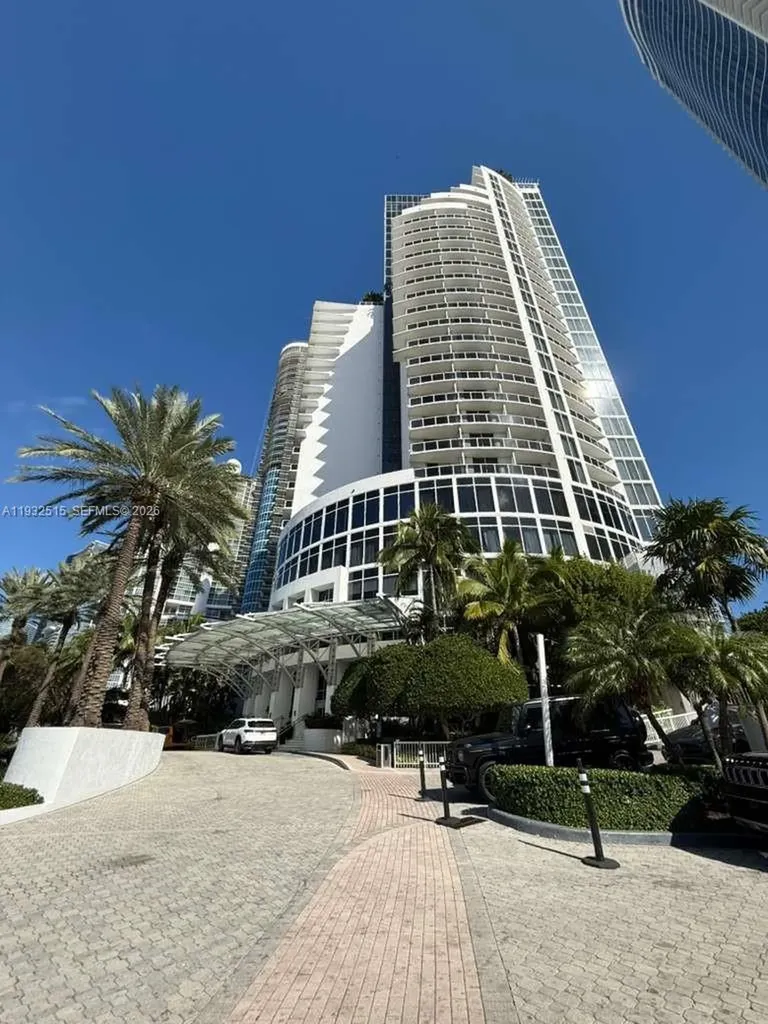 18001 Collins Avenue Sunny Isles Beach FL 33160