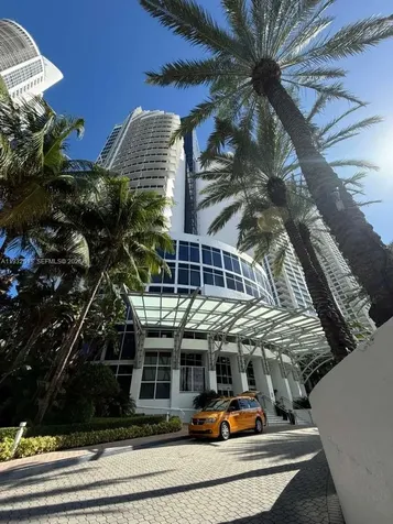 18001 Collins Avenue Sunny Isles Beach FL 33160