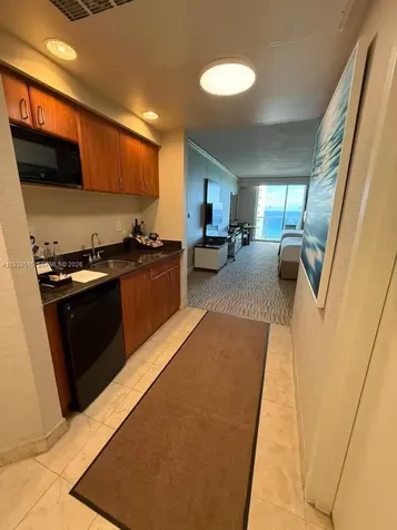 18001 Collins Avenue Sunny Isles Beach FL 33160