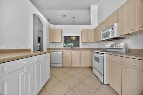 6069 Heliconia Road Delray Beach FL 33484