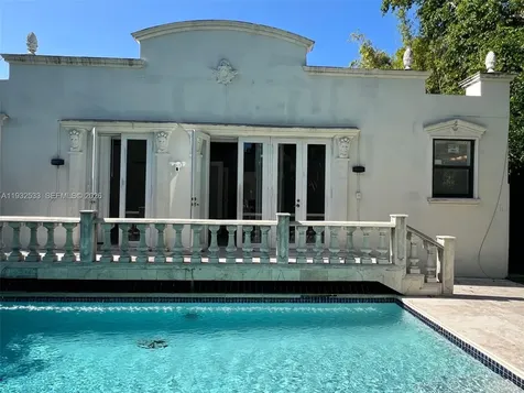 4575 Post Avenue Miami Beach FL 33140