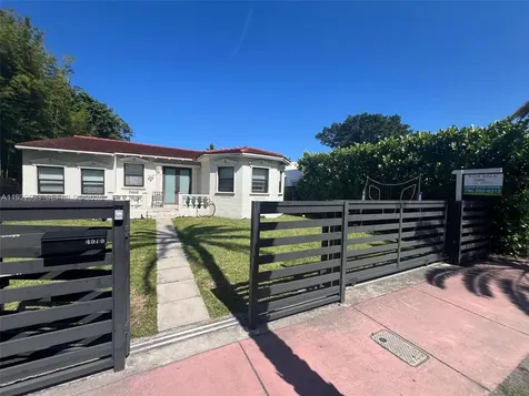 4575 Post Avenue Miami Beach FL 33140