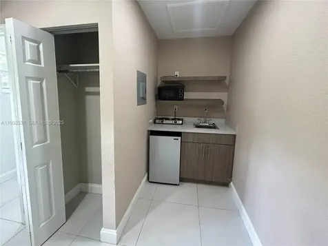 1265 SW 6th Street Miami FL 33135