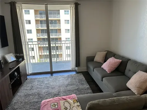 219 NW 12th Avenue Miami FL 33128
