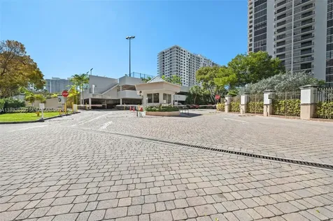 18151 NE 31st Court Aventura FL 33160