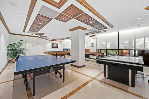 18151 NE 31st Court Aventura FL 33160