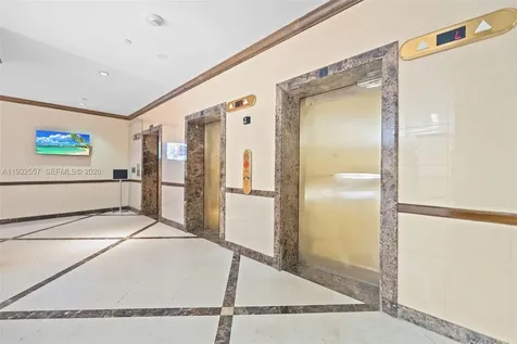 18151 NE 31st Court Aventura FL 33160