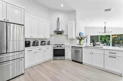 550 NW 110th Avenue Plantation FL 33324