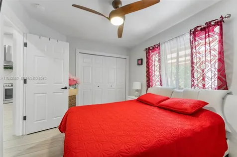 550 NW 110th Avenue Plantation FL 33324