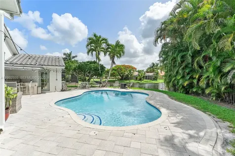 550 NW 110th Avenue Plantation FL 33324