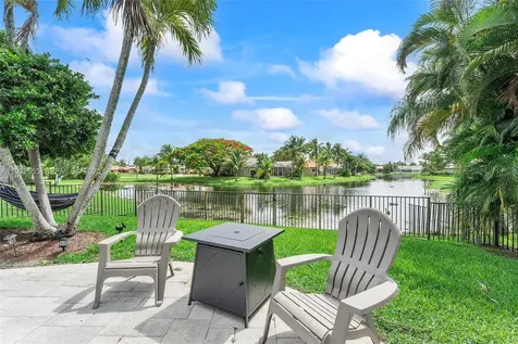 550 NW 110th Avenue Plantation FL 33324
