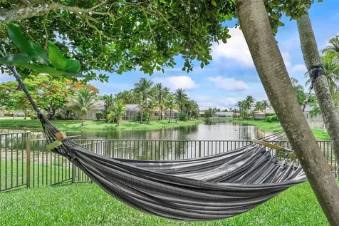 550 NW 110th Avenue Plantation FL 33324