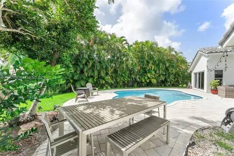 550 NW 110th Avenue Plantation FL 33324