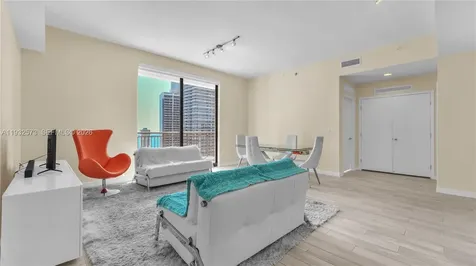 999 SW 1st Avenue Miami FL 33130