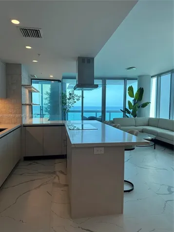 6899 Collins Avenue Miami Beach FL 33141