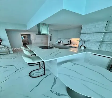 6899 Collins Avenue Miami Beach FL 33141