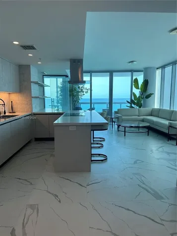 6899 Collins Avenue Miami Beach FL 33141