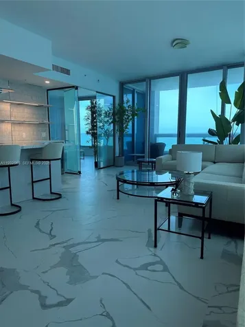 6899 Collins Avenue Miami Beach FL 33141