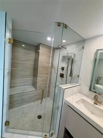 6899 Collins Avenue Miami Beach FL 33141