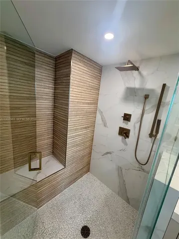 6899 Collins Avenue Miami Beach FL 33141