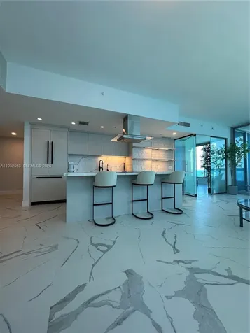 6899 Collins Avenue Miami Beach FL 33141